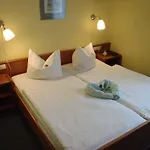 Wutzler Hotel Miesitz