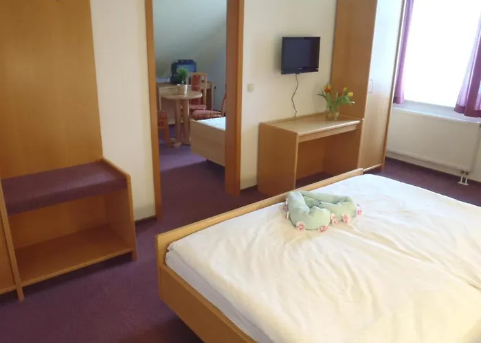 Wutzler Otel Miesitz